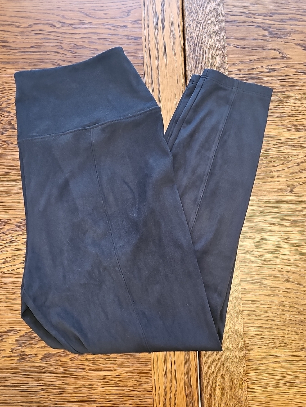 Simply Vera Vera Wang Black High-Waist Leggings NWOT
